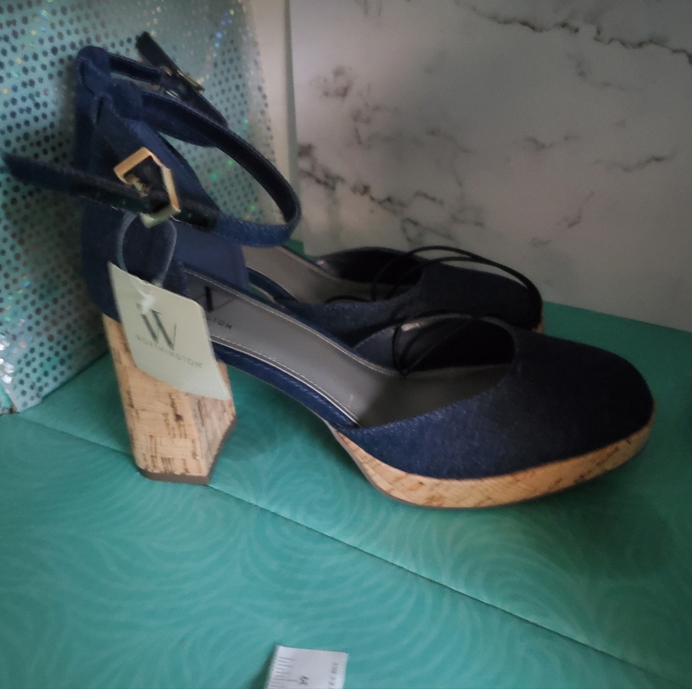 Denim closed toe heel - Picture 3 of 3